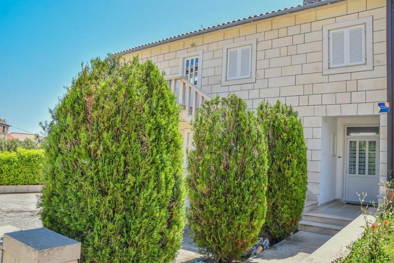 Apartma Sena